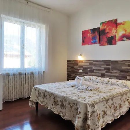 Nocleg ze śniadaniem La Magnolia *
